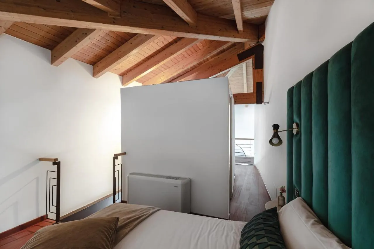 Pantheon Royal Boutique Apartment Rome 0*,  Italy